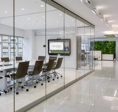 Vách kính ngăn cháy/ chống cháy