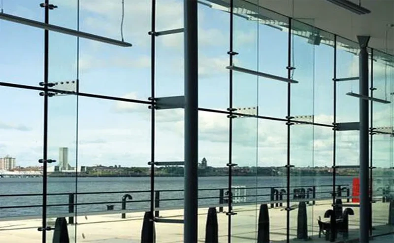 Vách kính mặt dựng SPIDER